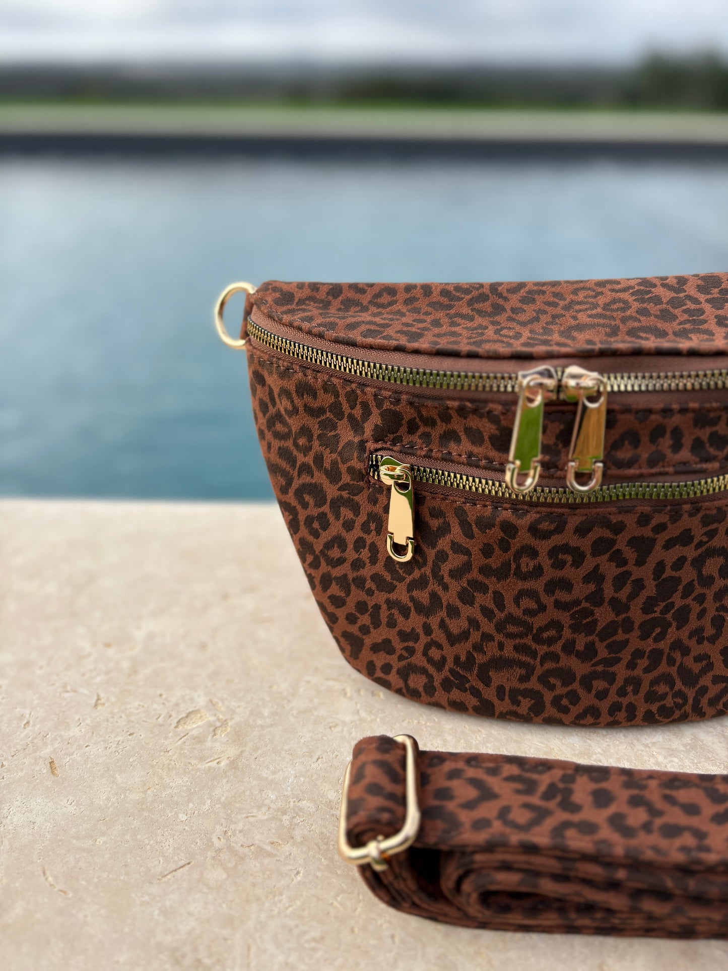 Sac banane tissu doux léopard marron noir 2 poches