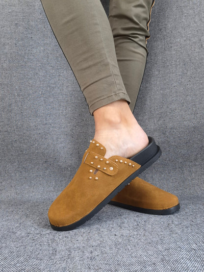 Chaussures sandales fermées type birk camel à semelle intérieur noire