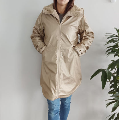 Melya Melody - Manteau long mi cuisses type ciré imperméable fourré réversible doré