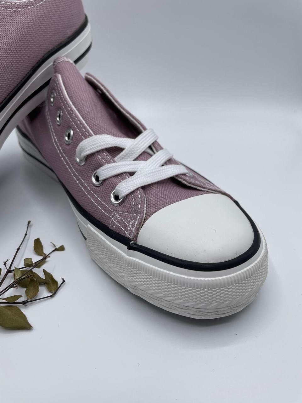 Chaussures baskets basses toile violet style Converse