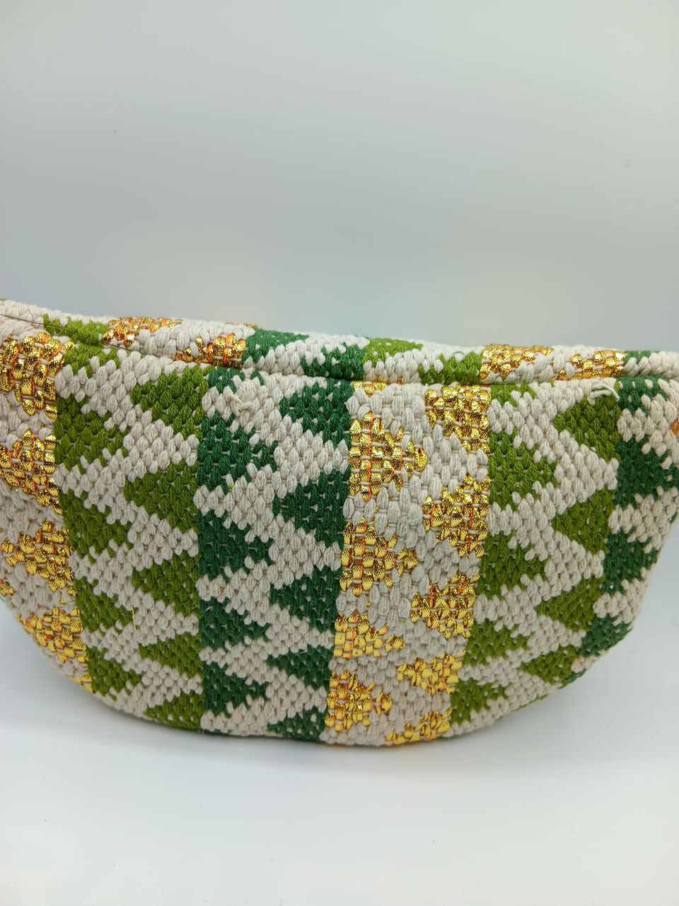 Sac banane tissu et perles vert jaune ecru