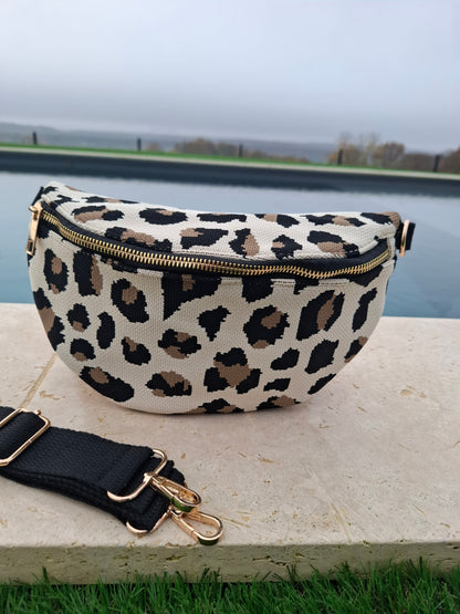 Sac banane en tissu toucher jute beige imprimé léopard