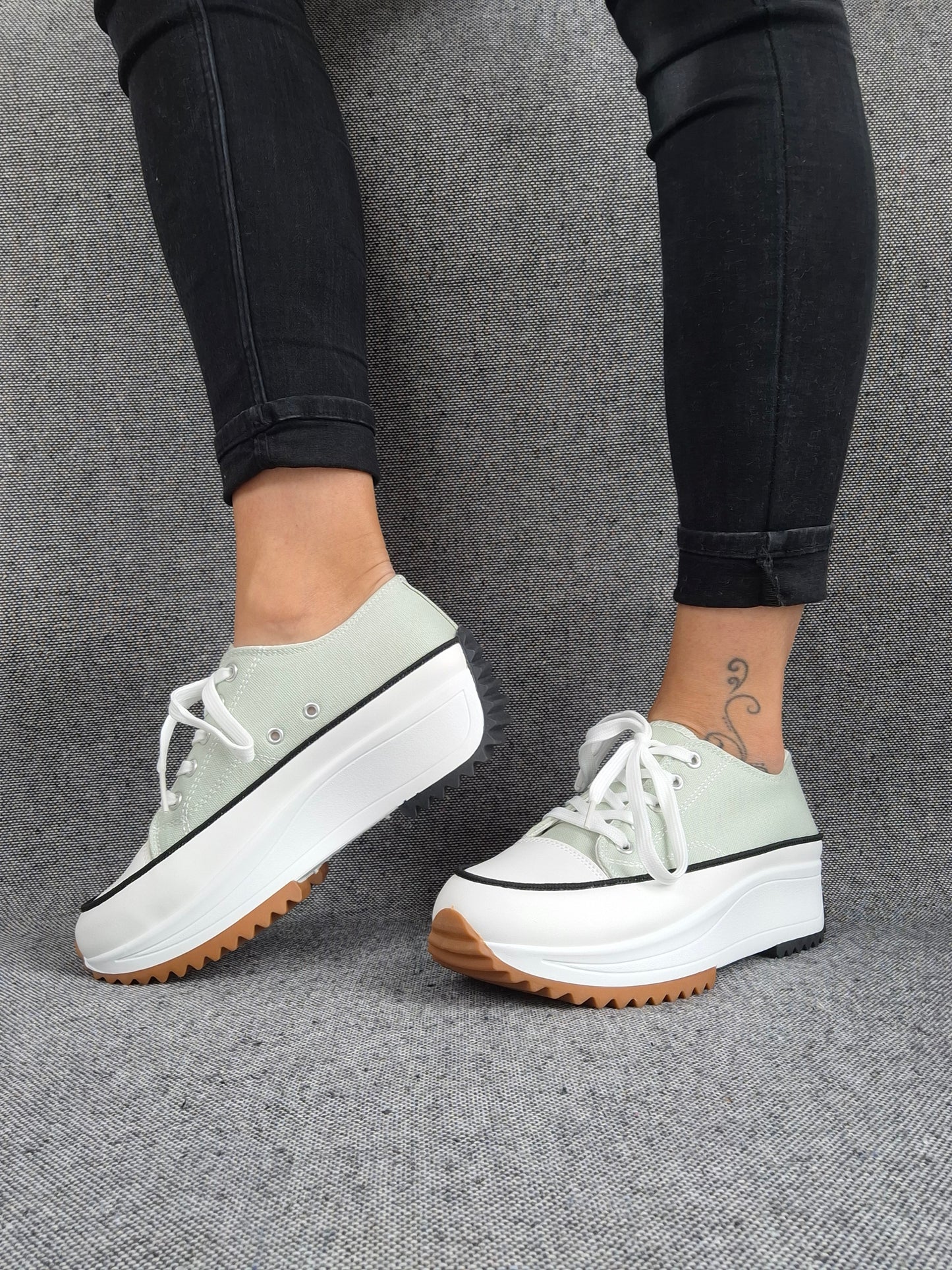 Chaussures baskets basses plate-forme tissu toile vert d'eau