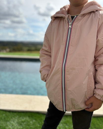 Laura Jo - ENFANT (Fille) Imperméable court doublé en fausse fourrure rose