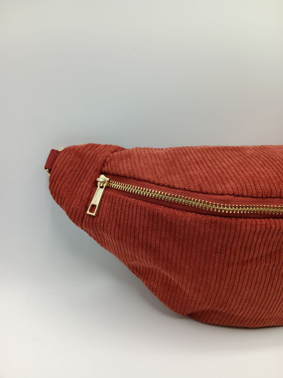 Sac banane velours côtelé terracotta rouille