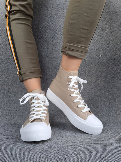 Chaussures baskets hautes tissu beige taupe blanc inscription "LOVE" style converse