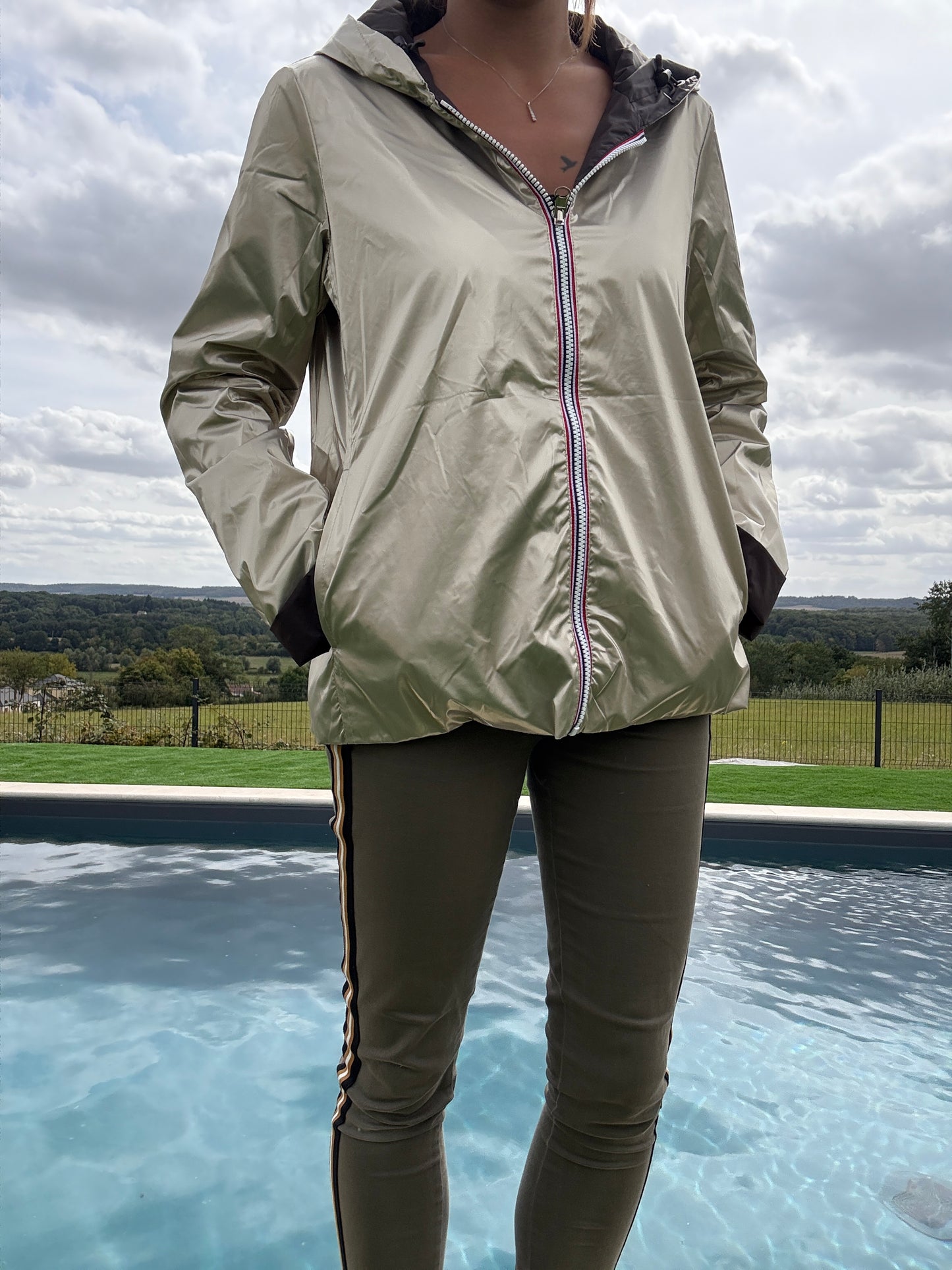 Laura Jo - Imperméable réversible court sans garnissage ouate mi-saison couleur marron chocolat/doré