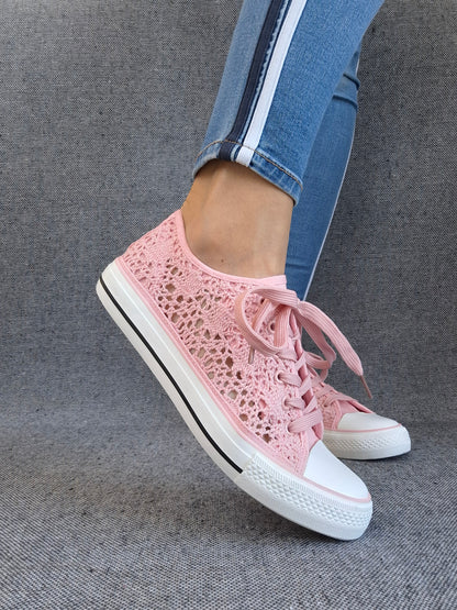 Chaussures baskets basses à dentelle rose en tissu style converse