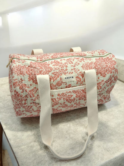 Sac polochon blanc en coton liberty fleuri corail