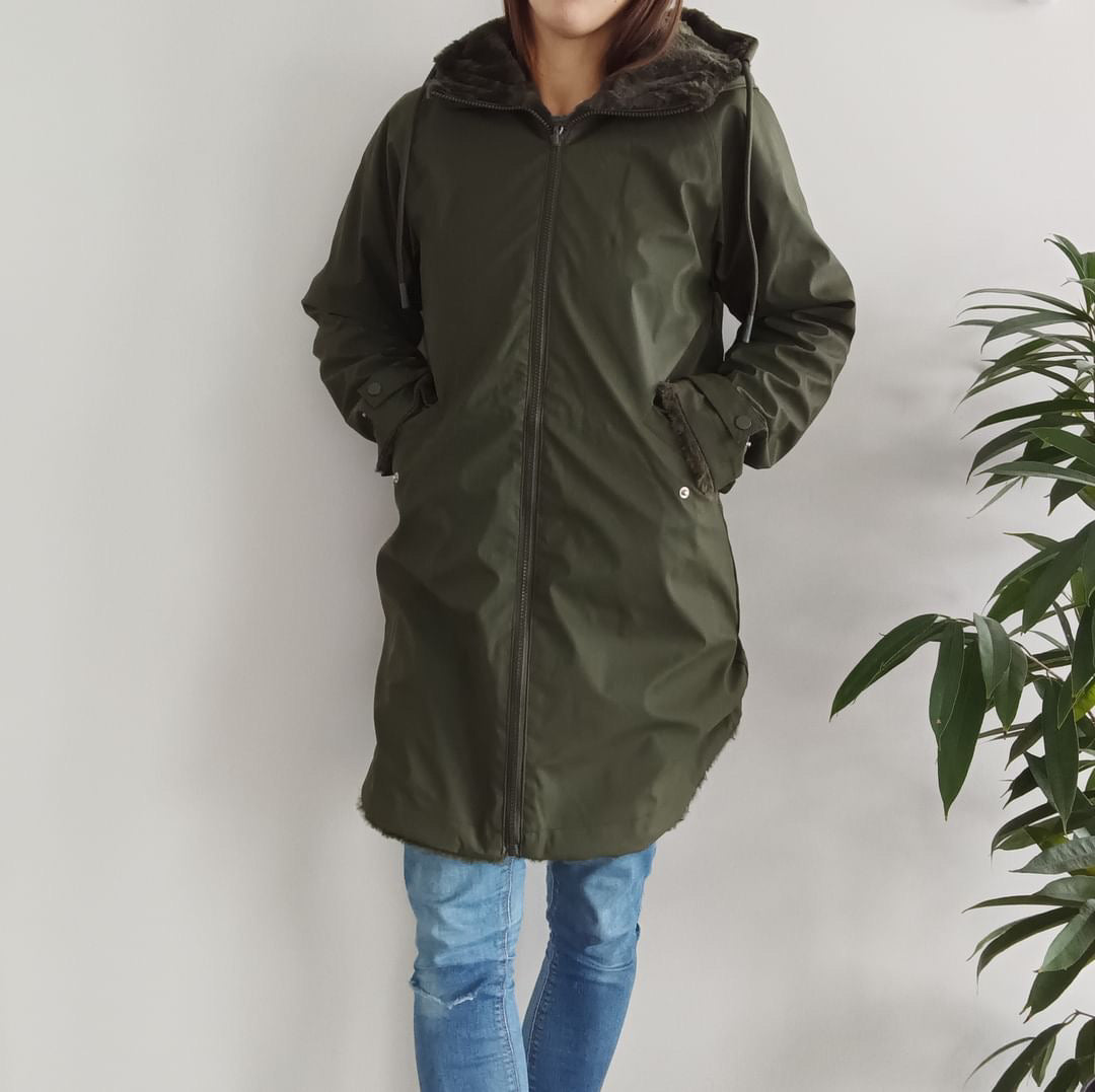 Melya Melody - Manteau long mi cuisses type ciré imperméable fourré réversible kaki