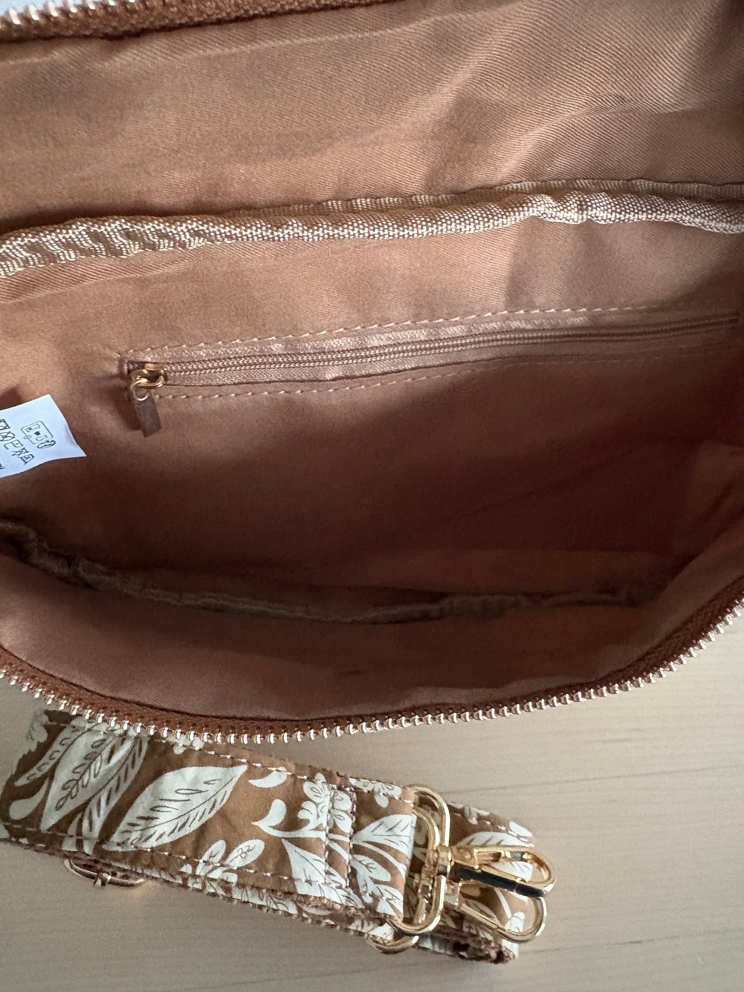 Sac banane coton matelassé liberty floral toile de jouy camel et blanc