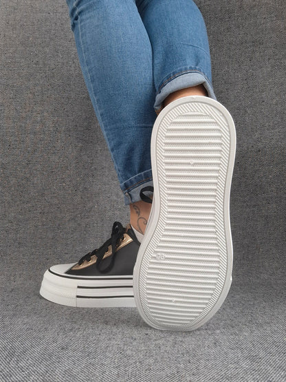Chaussures baskets basses semelle compensée simili noir style converse