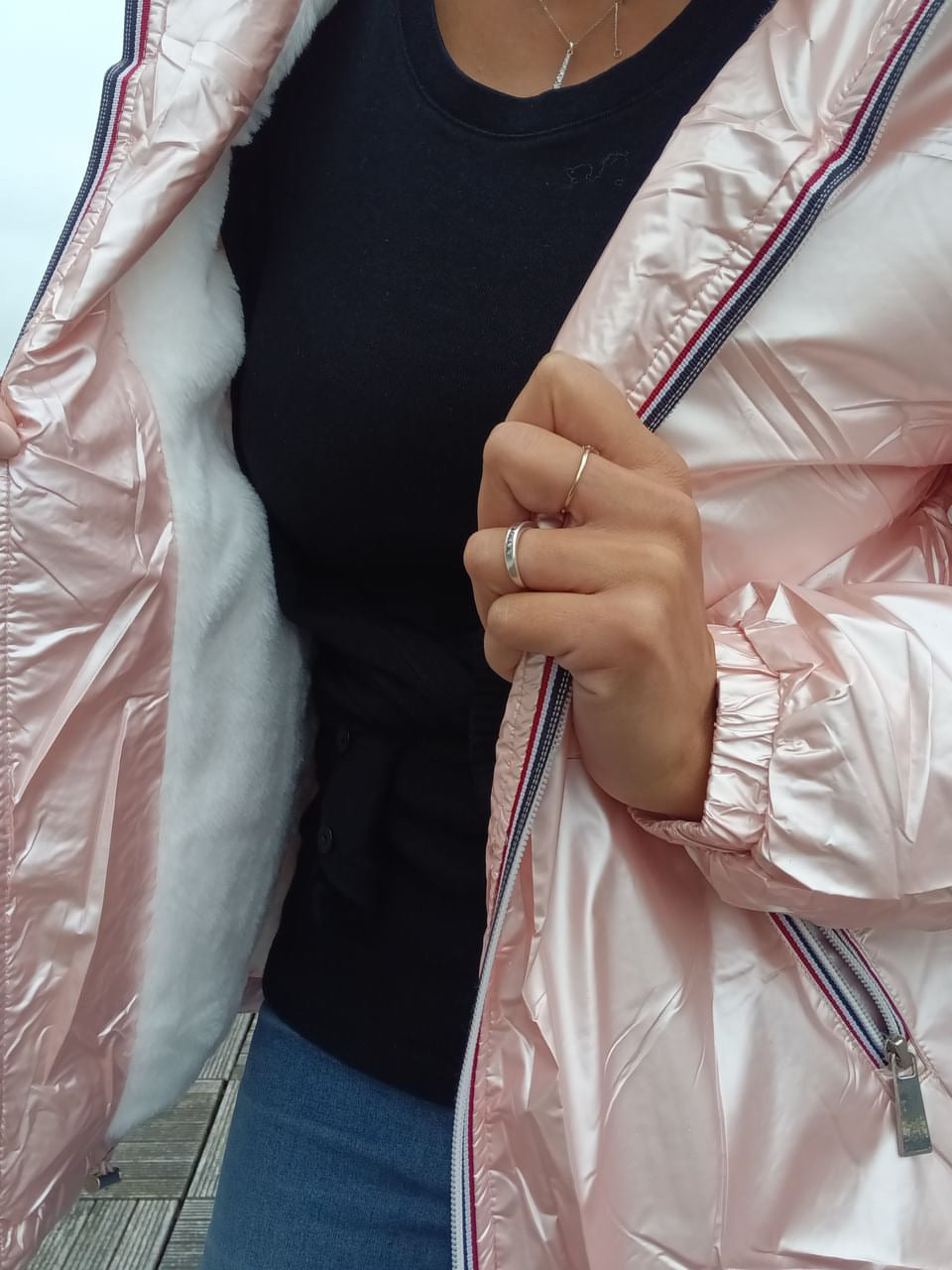 Attrait Paris - Manteau court imperméable fourré rose métallisé