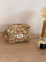 Pochette trousse en coton matelassé liberty floral toile de jouy couleur Camel et blanc