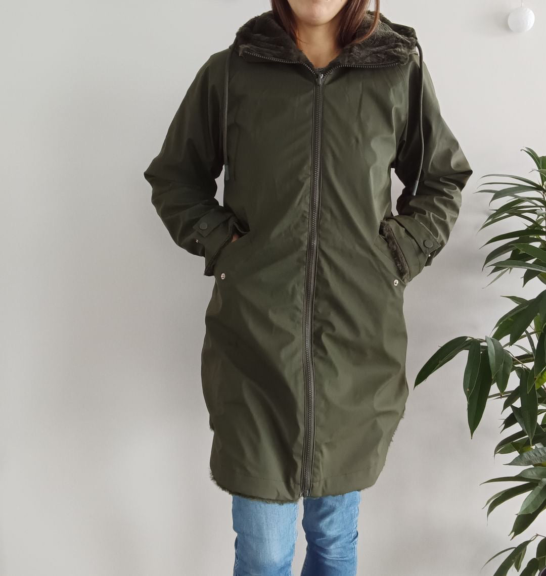 Melya Melody - Manteau long mi cuisses type ciré imperméable fourré réversible kaki