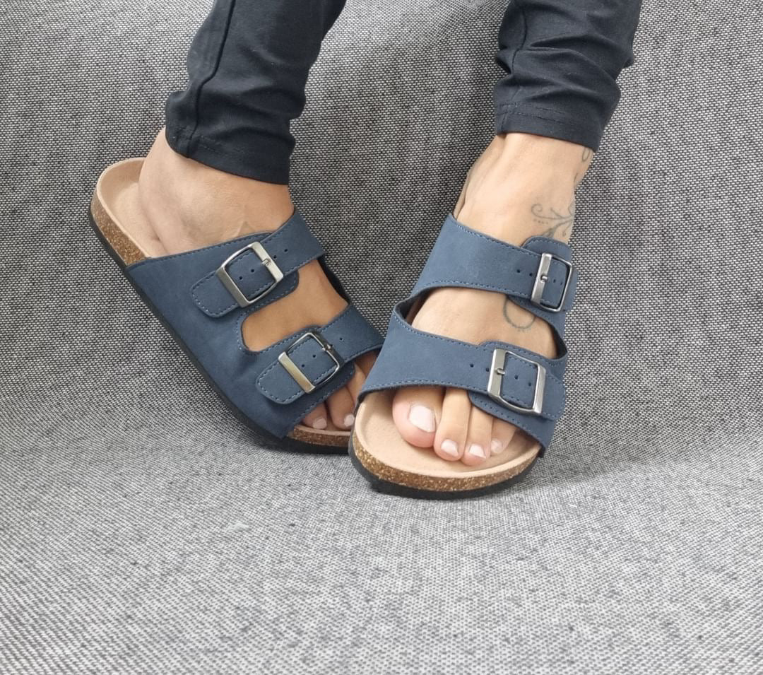 Chaussures sandales intérieur cuir bleu marine style Birkenstock