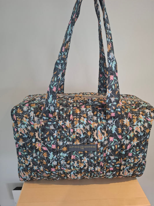Sac week-end polochon en coton matelassé gris liberty fleuris nuances de rose bleu et orange