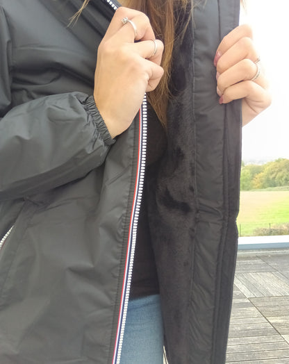 Laura Jo - Imperméable long doublé en fausse fourrure couleur noir