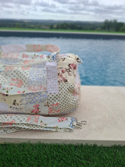 Sac polochon week end de voyage en tissu coton patchwork multicolore fleuri bleu clair orange