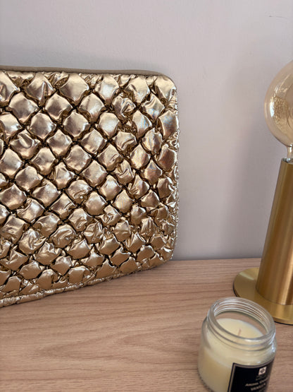 Housse Ordinateur 14 Pouces Dorée Matelassée - Pochette Protection Femme