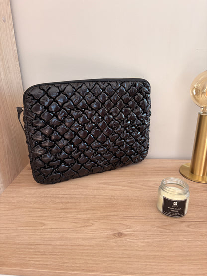 Housse Ordinateur 14 Pouces Noire Matelassée - Pochette Classique Femme