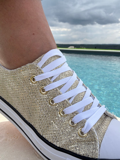 Chaussures baskets basses en toile effet serpent doré style converse