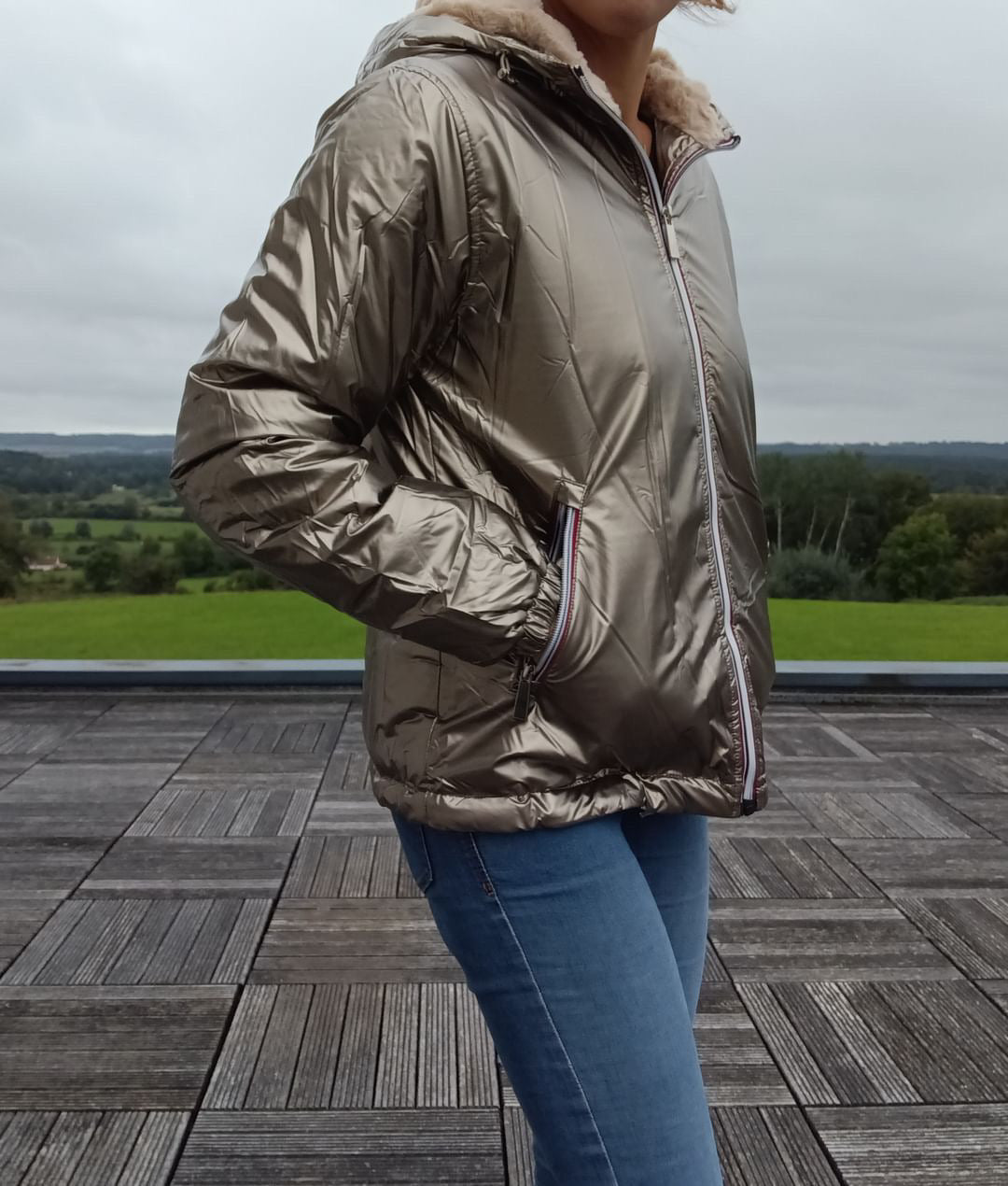 Attrait Paris - Manteau court imperméable fourré doré gold