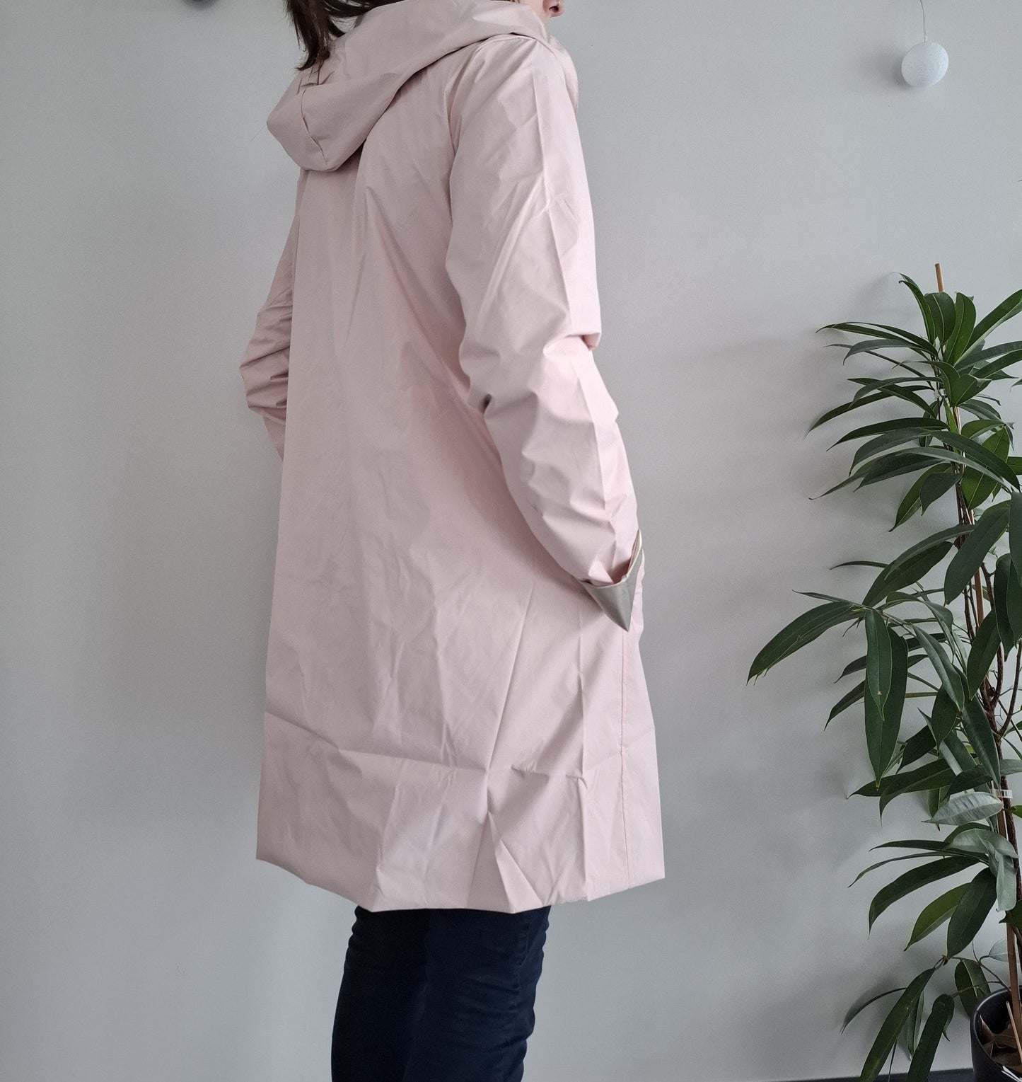 Laura Jo - Imperméable réversible long sans garnissage ouate couleur rose nude/doré - Curvy