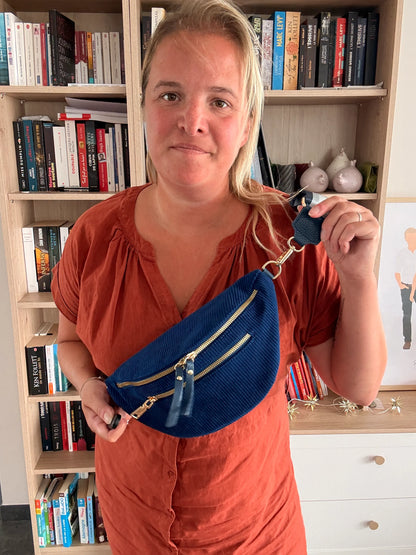 Sac banane velours côtelé femme – 2 poches zippées, sangle réglable, bleu marine