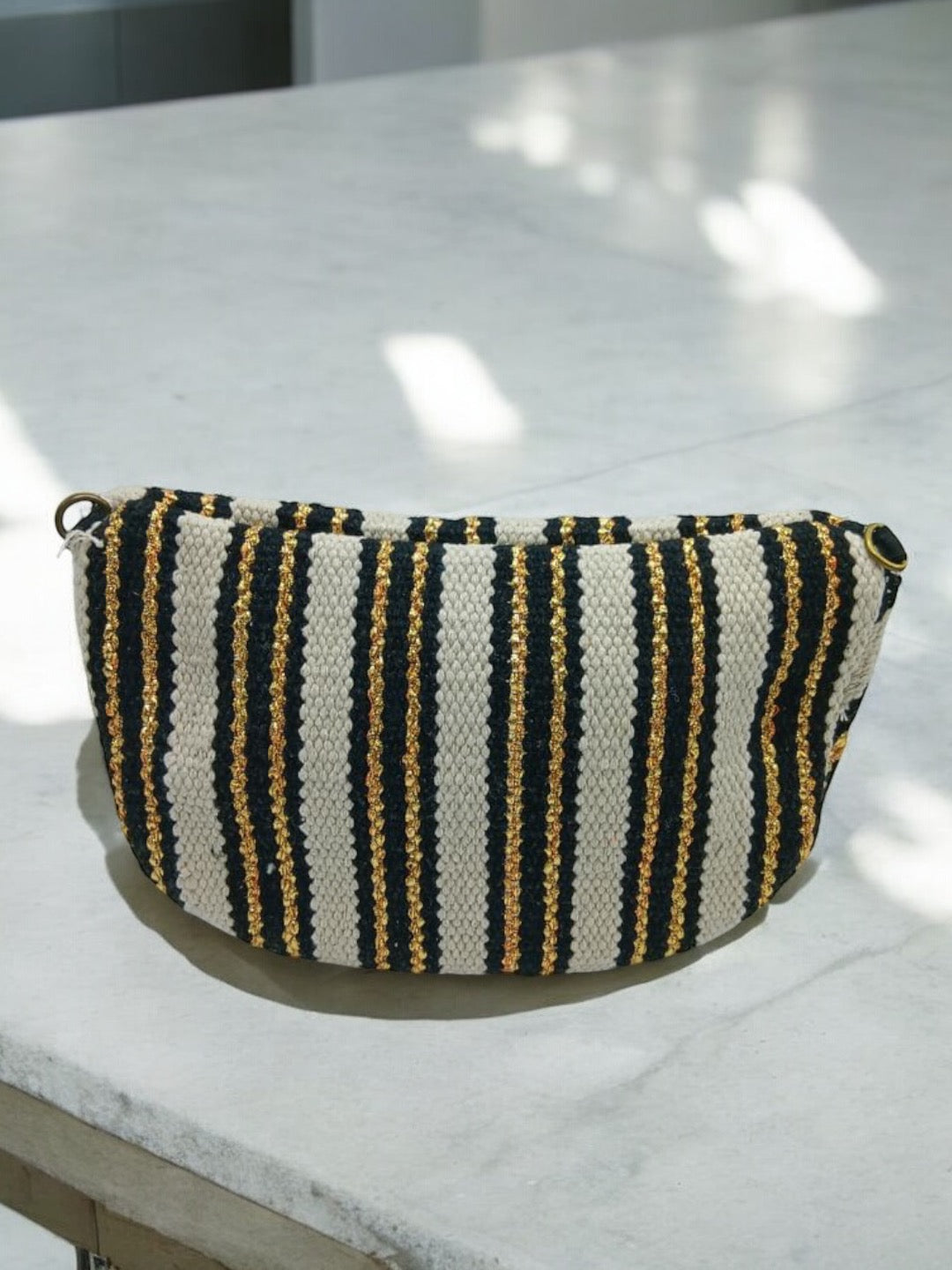 Sac banane tissu et perle inscription 'bohème" noir ecru jaune