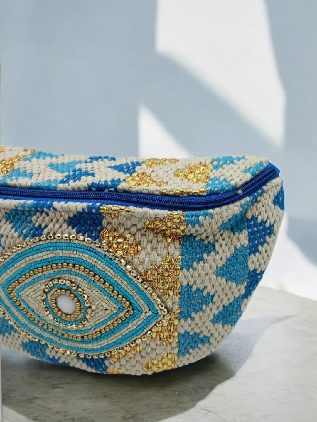 Sac banane tissu et perles bleu écru et jaune