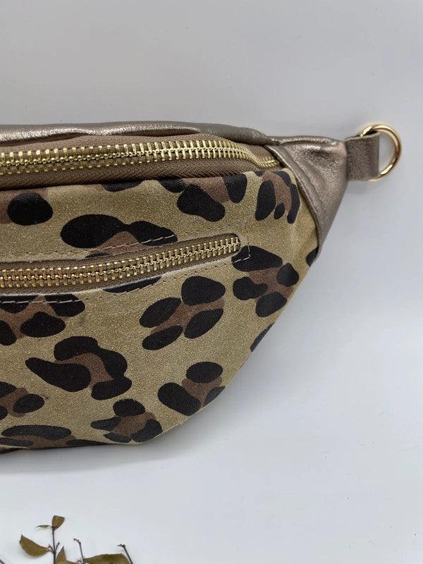 Sac banane croûte de cuir léopard beige et cuir bronze