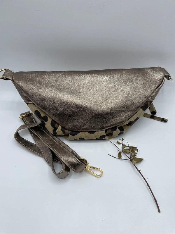 Sac banane croûte de cuir léopard beige et cuir bronze