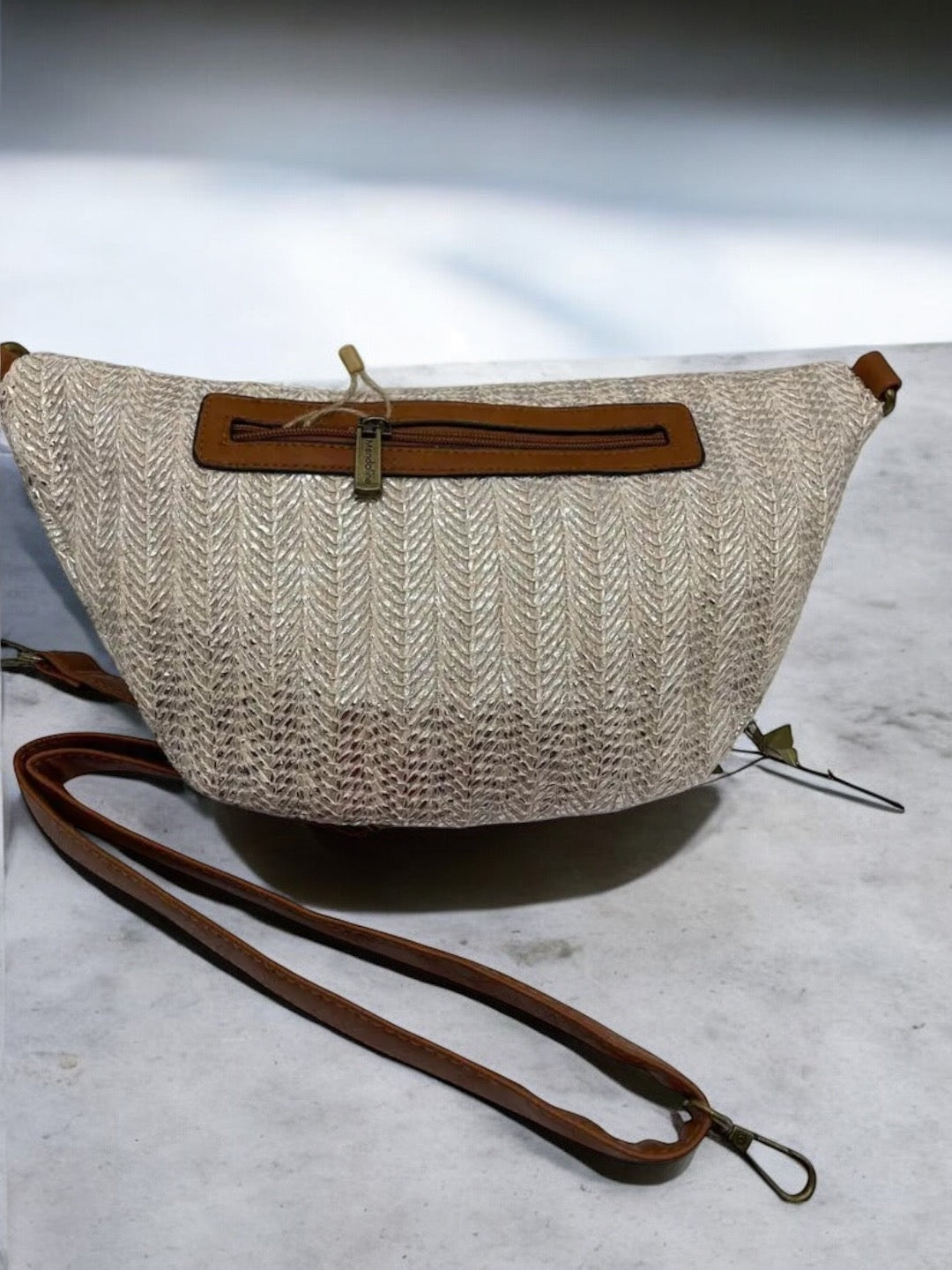 Sac banane XL tressé beige et argenté