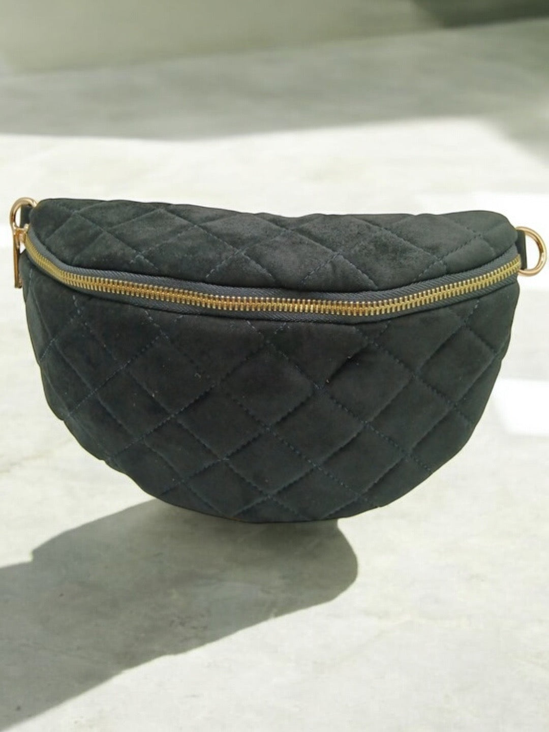 Sac banane velours motifs capitons noir