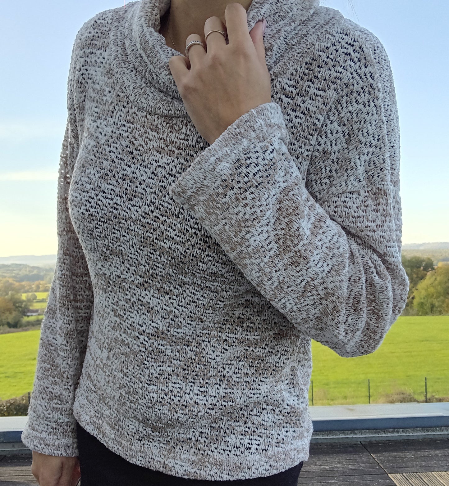 Pull col montant à grosses mailles beige/taupe