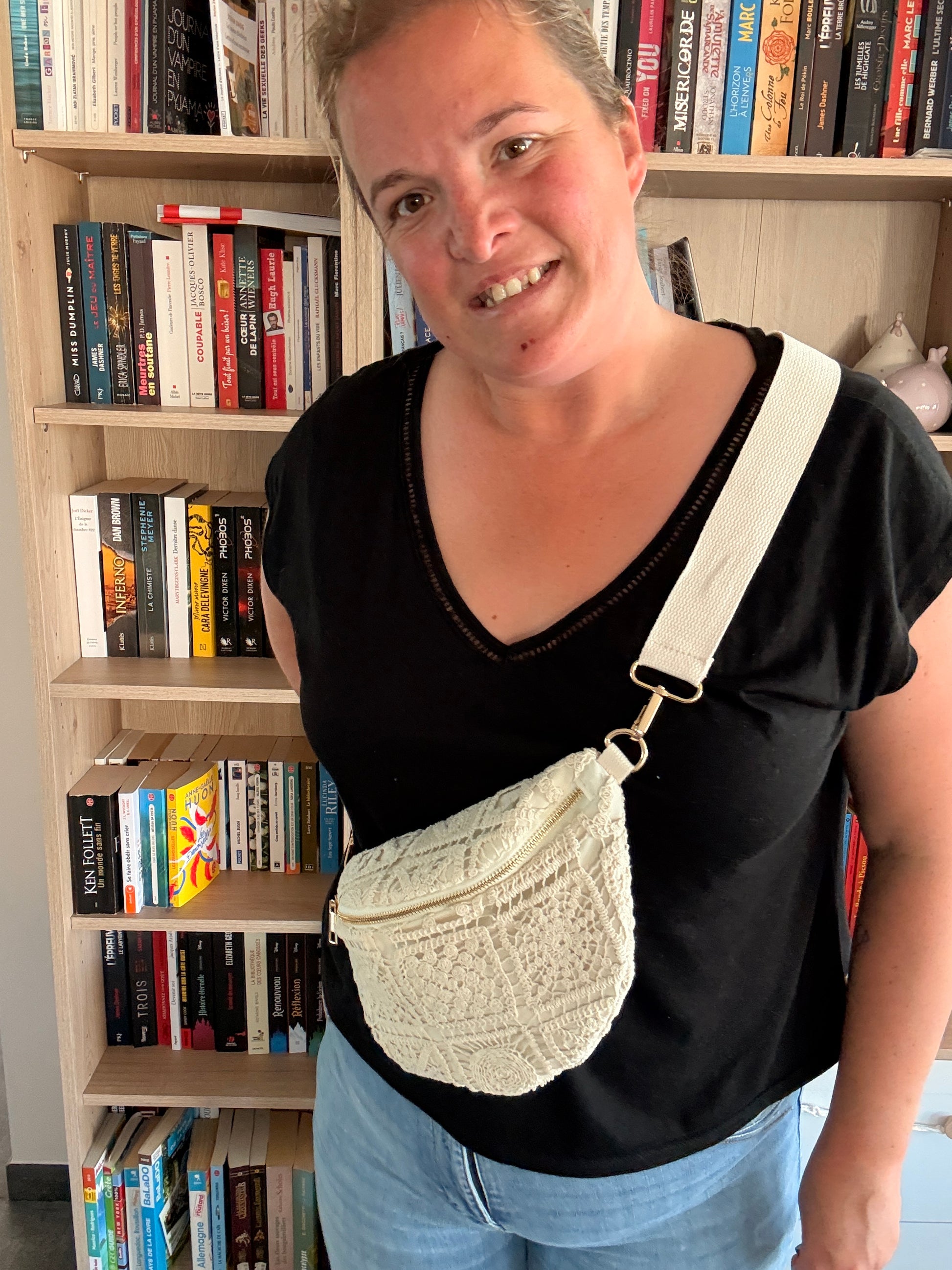 Sac Banane Crochet Bohème – Bandoulière Réglable & Zips Dorés | Écru - Tendance - Femme 