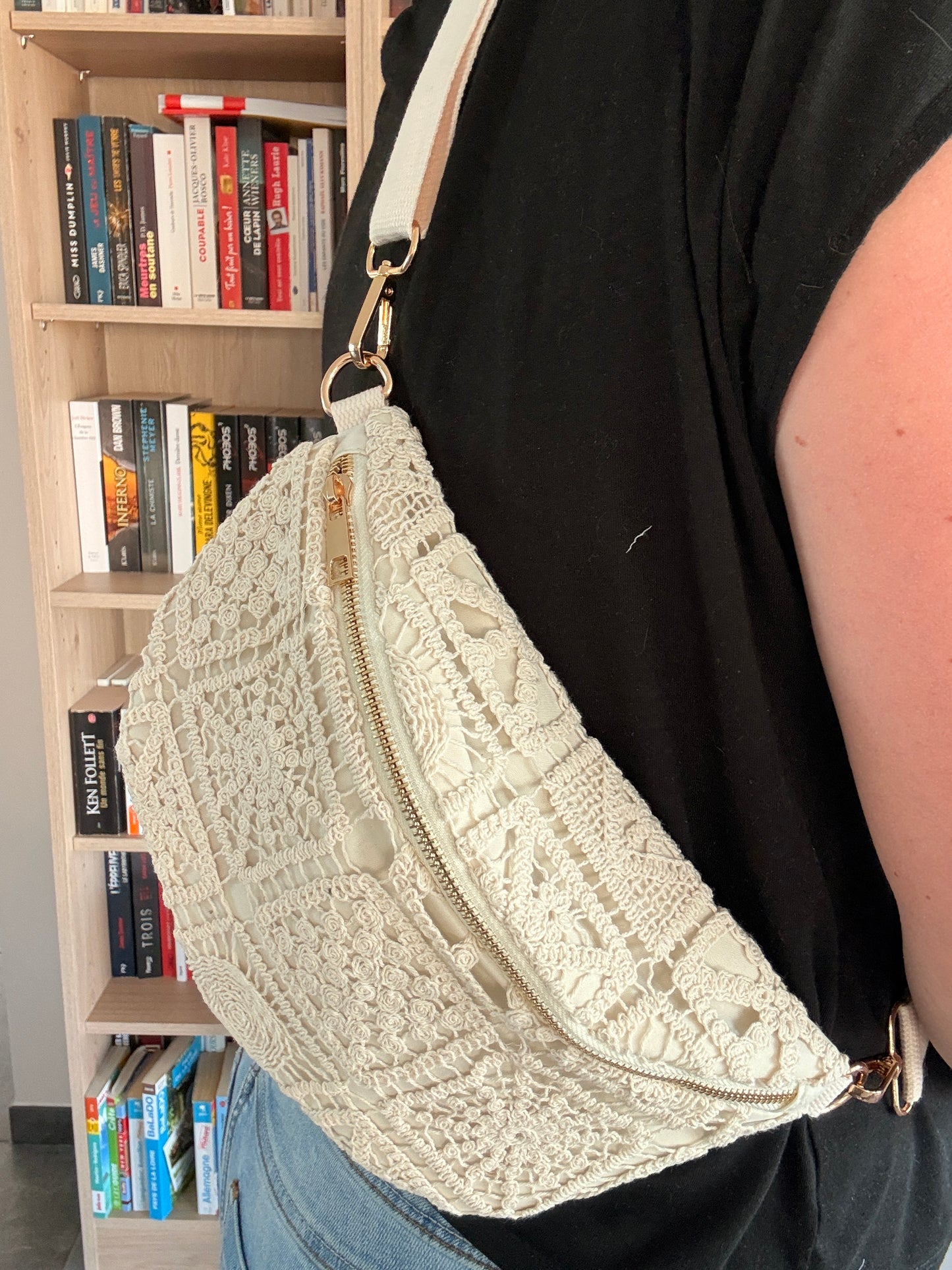 Sac Banane Crochet Bohème – Bandoulière Réglable & Zips Dorés | Écru - CrossFit 