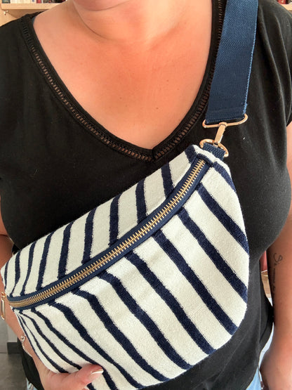 Sac Banane Tissu Rayé Marine & Blanc – Fermeture Dorée & Bandoulière Réglable - Sac Banane Rayé 
