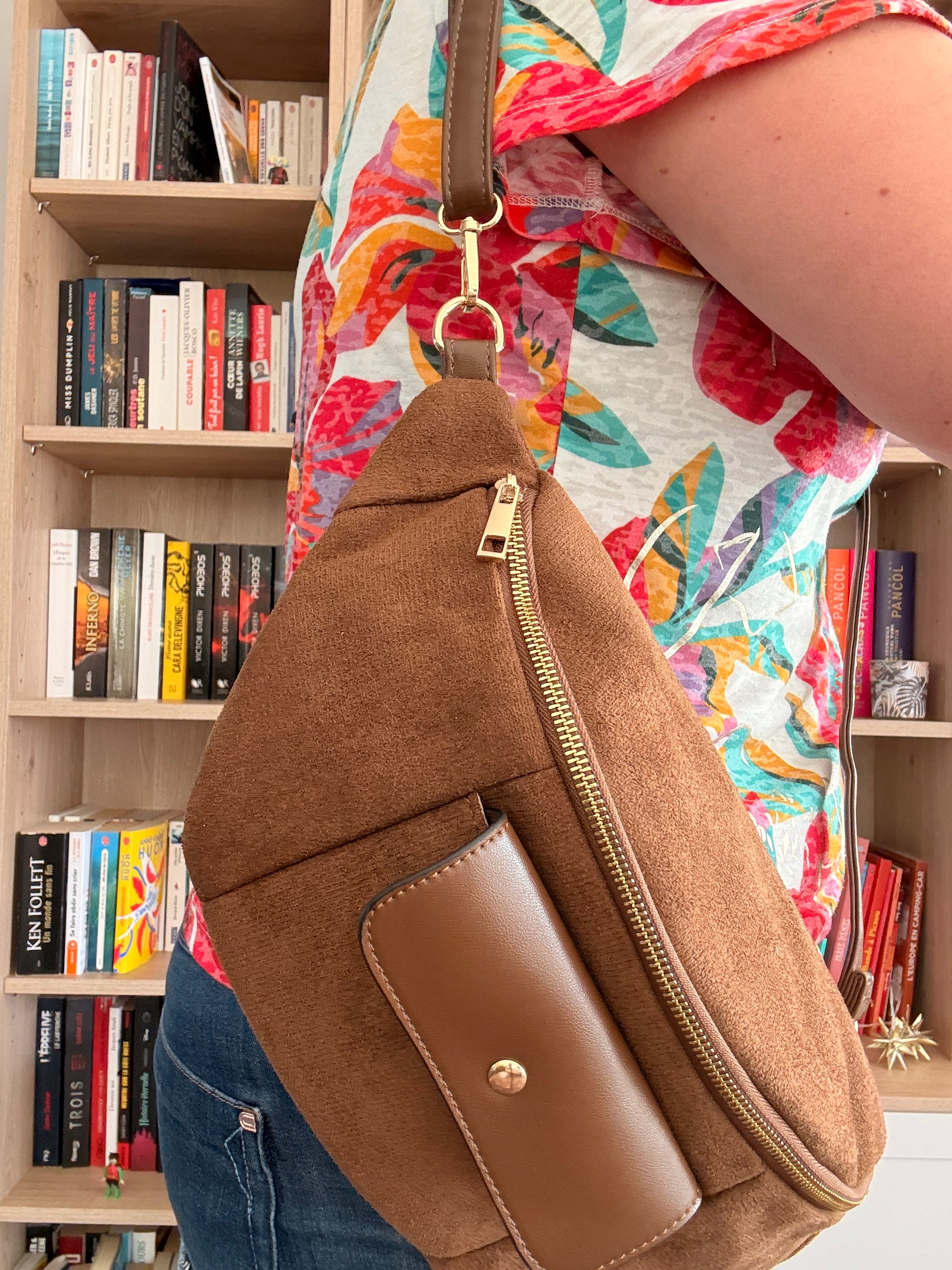 Sac Banane XL Effet Daim Marron Camel Grand Format Femme