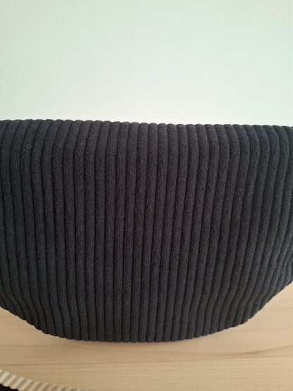 Sac banane velours côtelé 2 poches noir sangle fantaisie