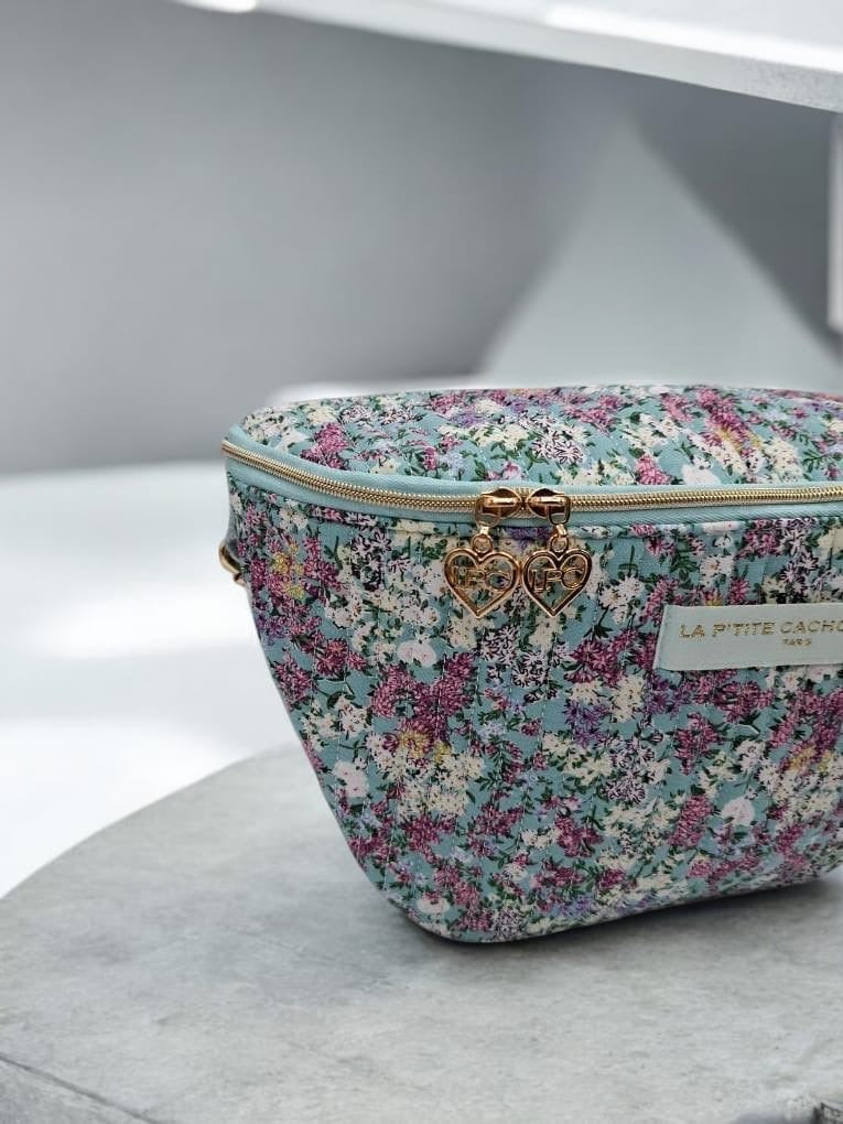 Sac Banane Coton Matelassé Liberty – Imprimé Floral Bleu & Vert La Ptite Cachottiere