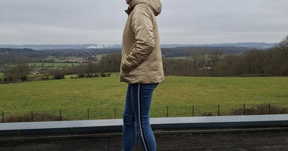 Nouveautés - Doudoune courte FEMME imperméable, matelassé bleu marine et réversible doré