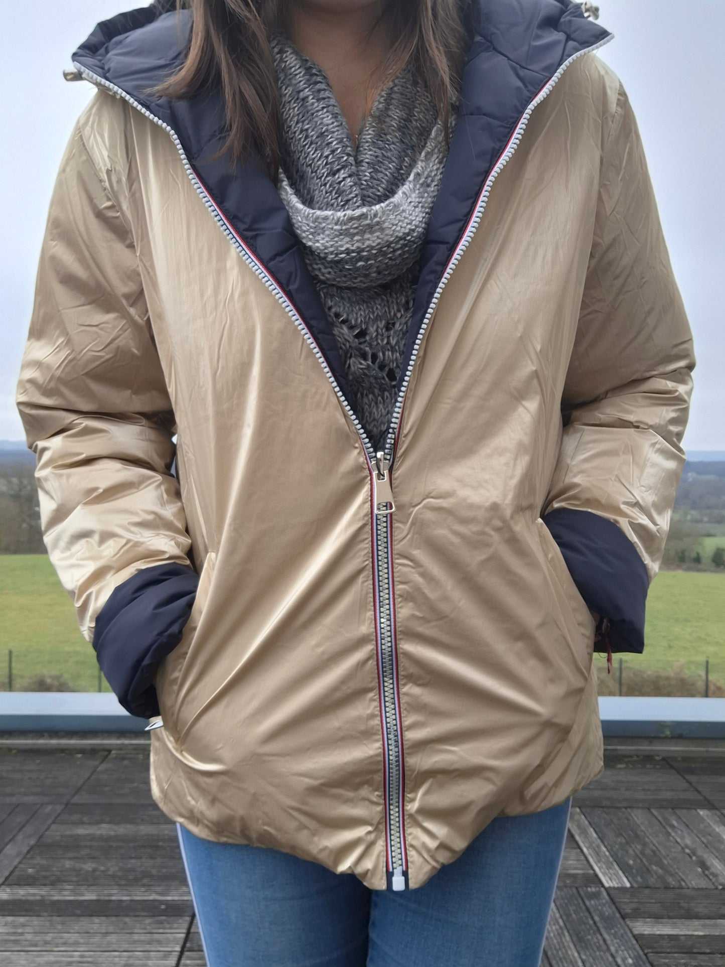 Nouveautés - Doudoune courte FEMME imperméable, matelassé bleu marine et réversible doré