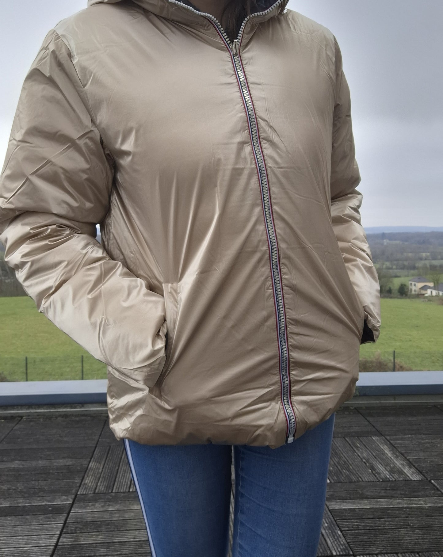 Nouveautés - Doudoune courte FEMME imperméable, matelassé noir et réversible doré