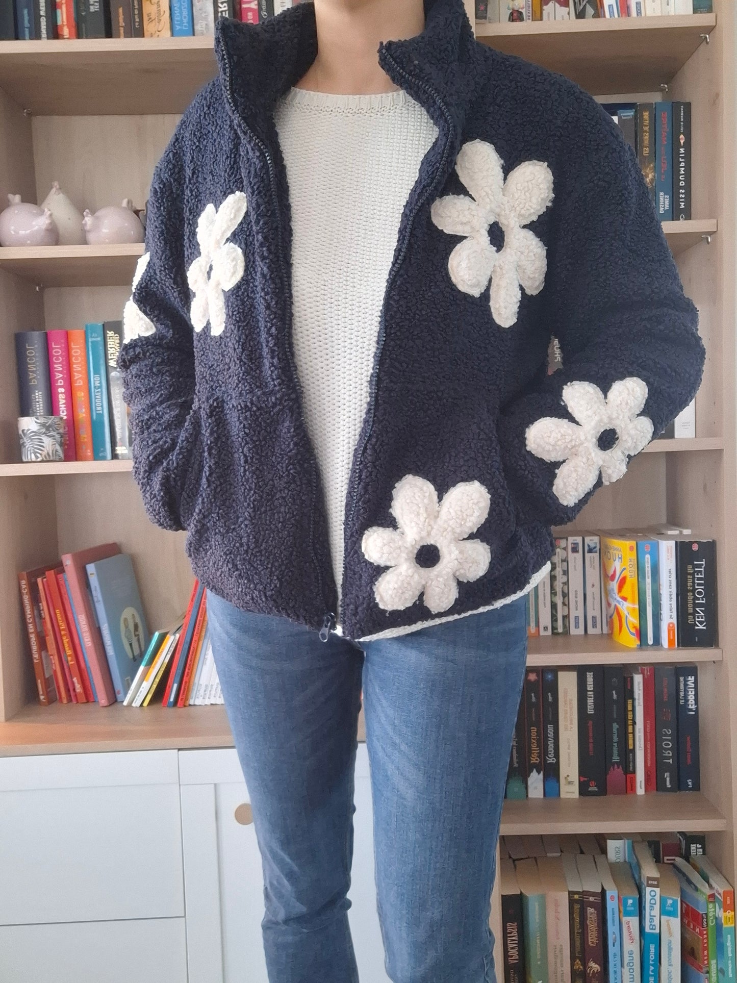 Veste Sherpa Femme Bleu Marine à Motifs Fleurs Laura Jo - Fausse Fourrure Douce