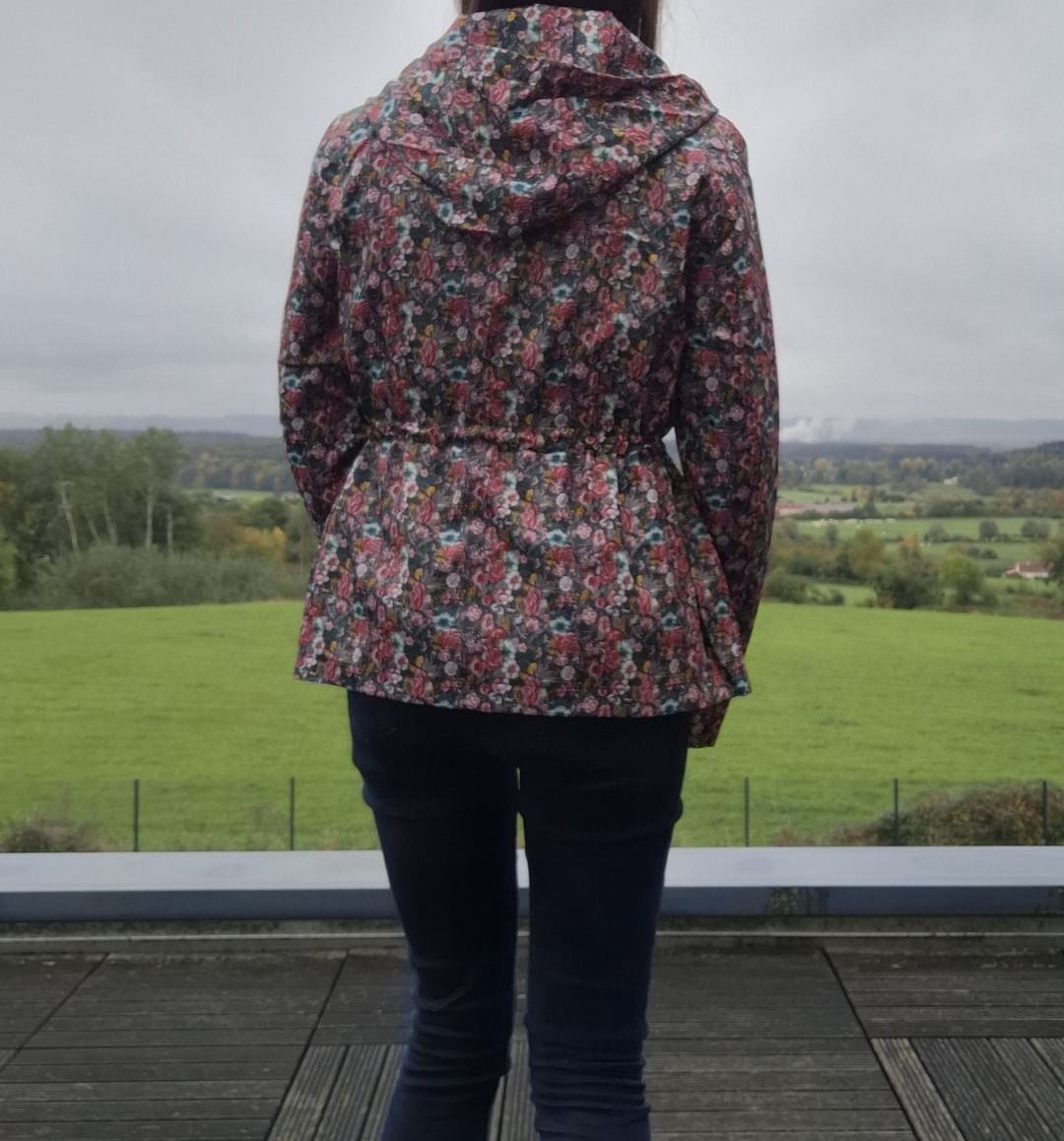 Attrait Paris - Imperméable mi long léger liberty fleuri Attrait Paris