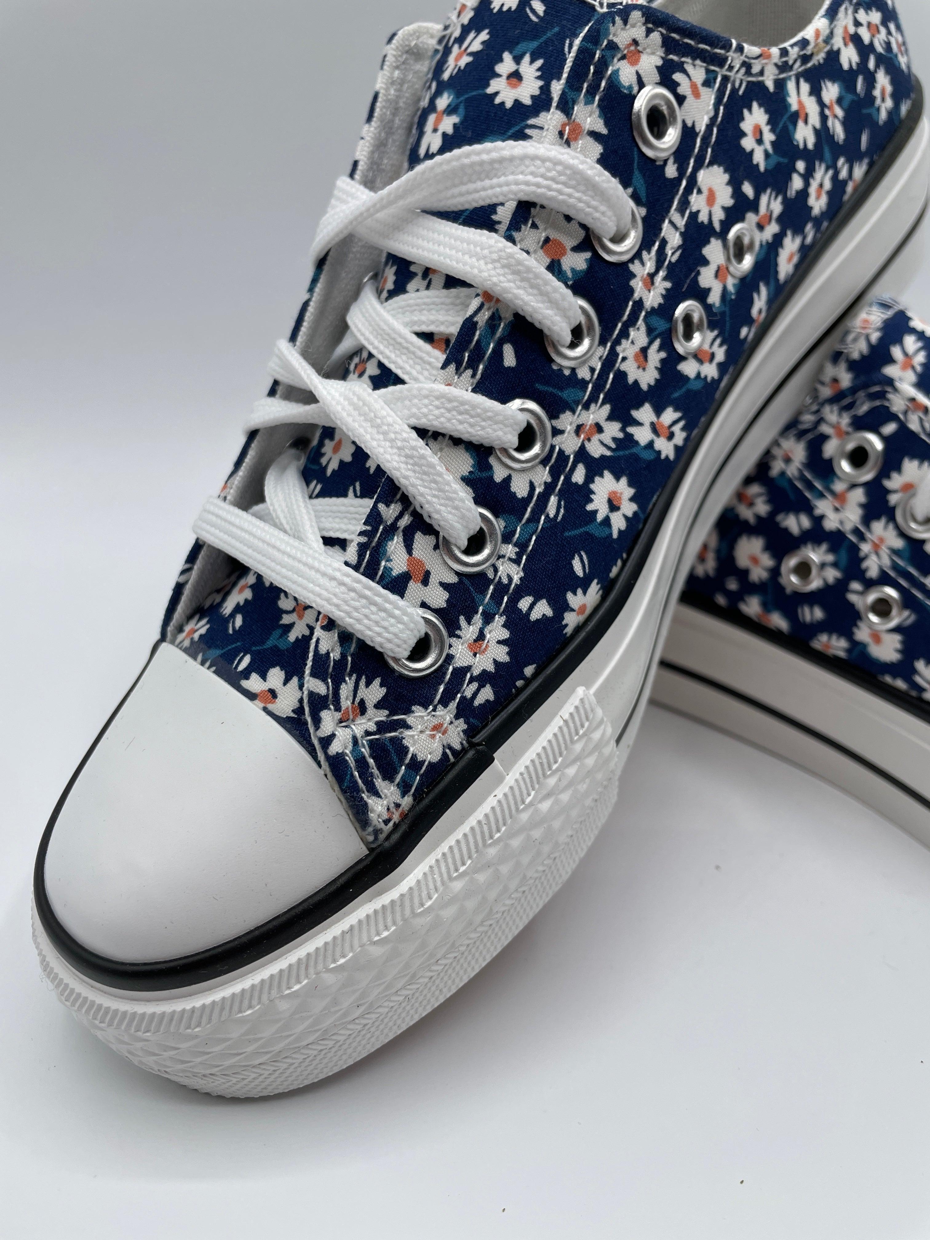 Converses basses bleu marine on sale