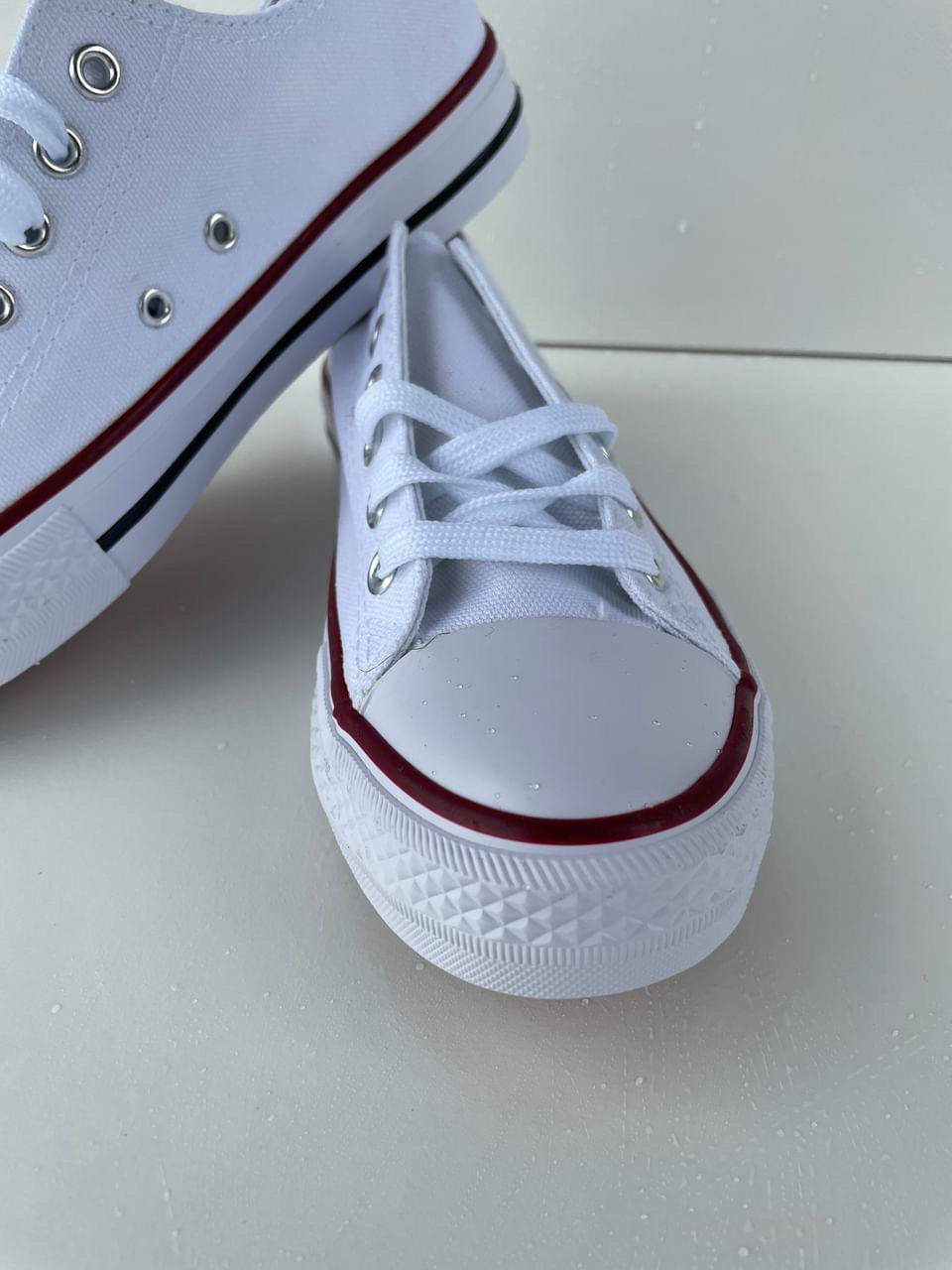 Baskets basses toile blanche style Converse - Le Petit Placard