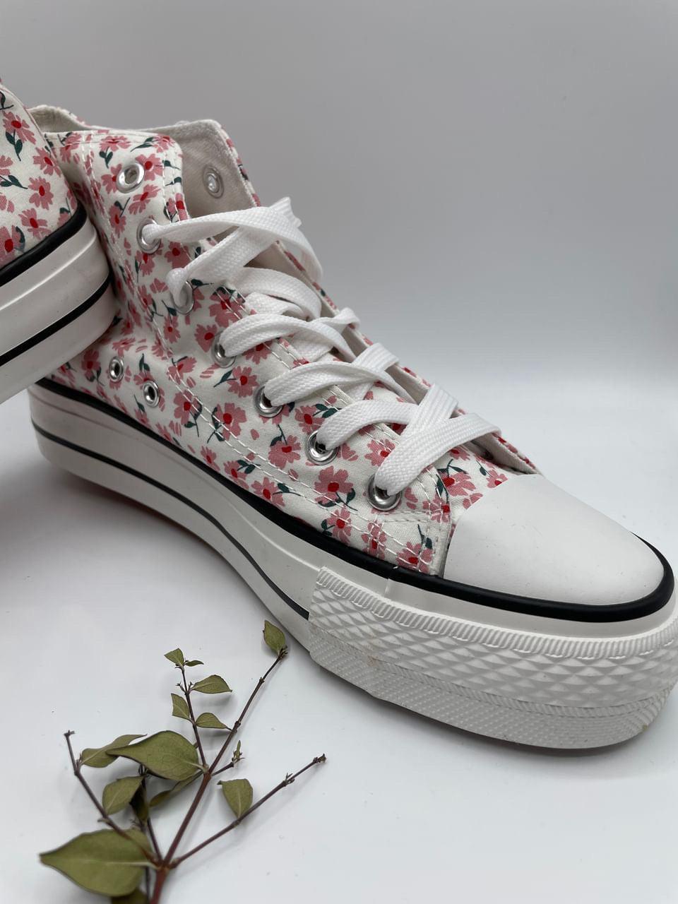 Baskets hautes motifs liberty fleurs roses en tissu type converse - Le Petit Placard